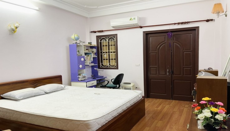 Cho thuê nhà riêng ngõ 122 phố Yên Hoà, Cầu Giấy, 5 tầng, 40m2, 3 ngủ, Full đồ giá 12 Triệu